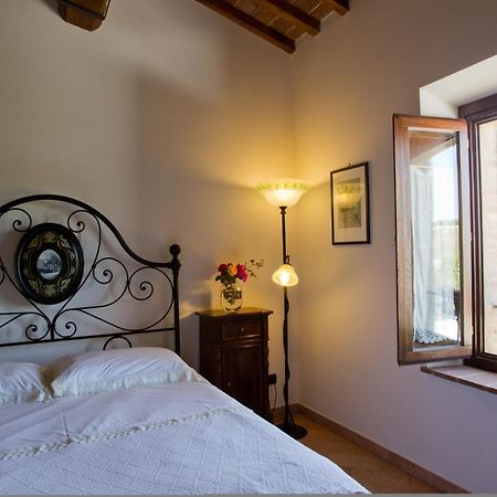 Agriturismo La Collina Πιέντσα Εξωτερικό φωτογραφία