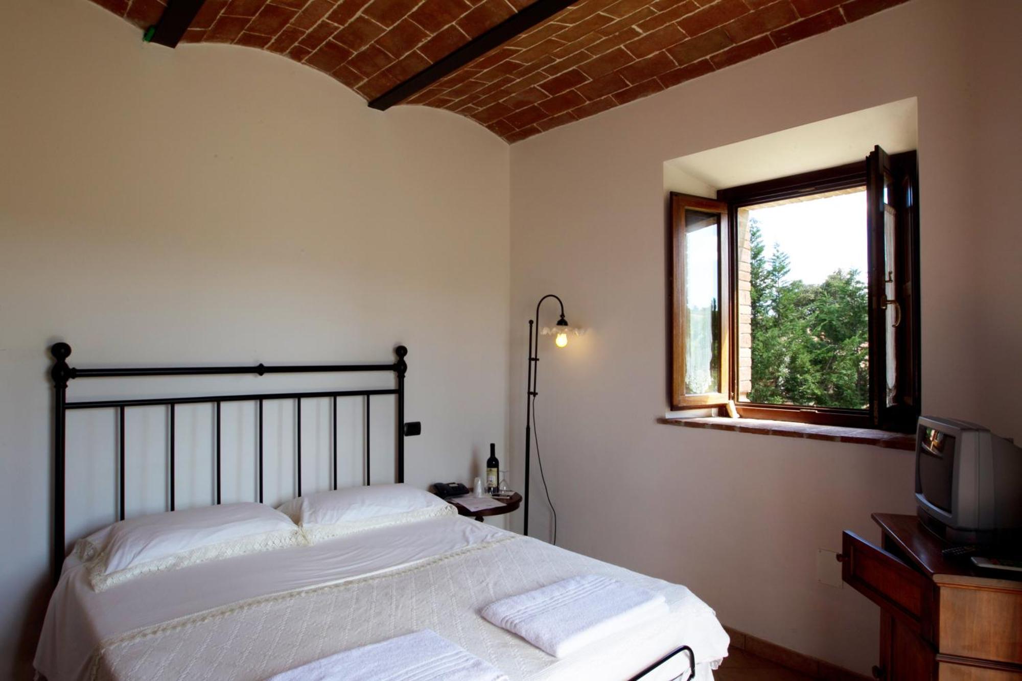 Agriturismo La Collina Πιέντσα Εξωτερικό φωτογραφία