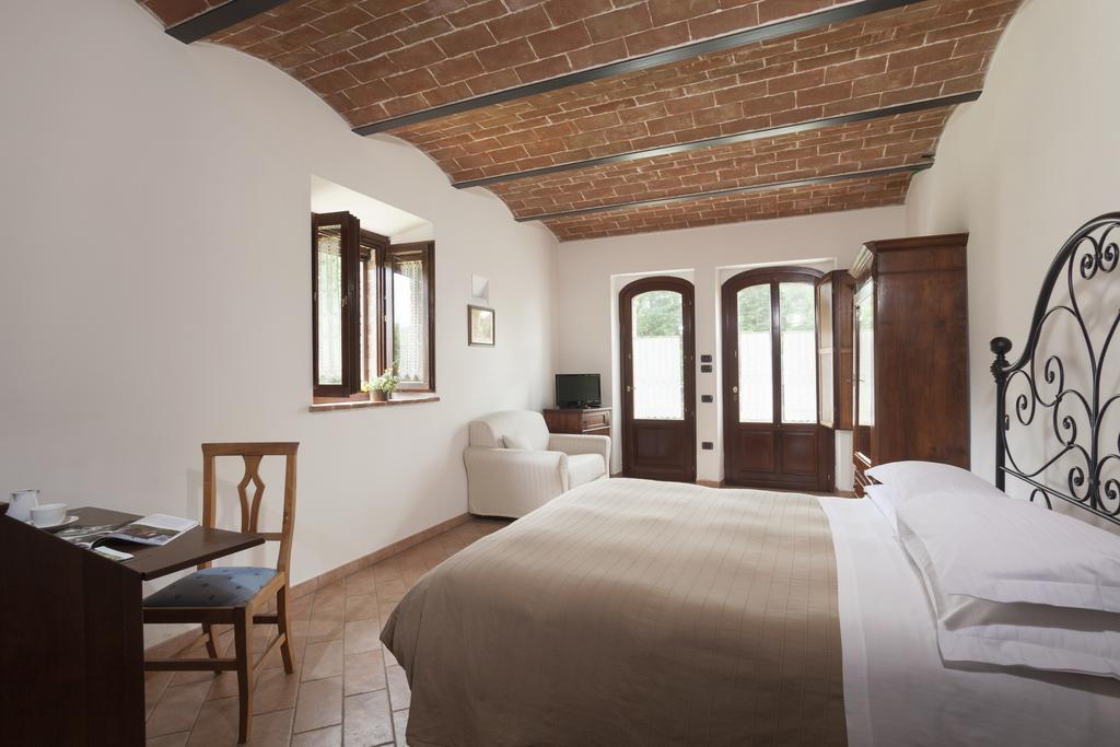 Agriturismo La Collina Πιέντσα Εξωτερικό φωτογραφία