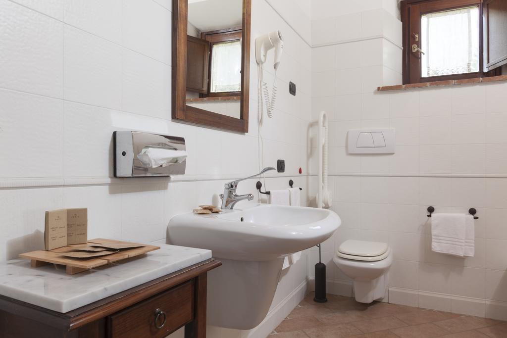 Agriturismo La Collina Πιέντσα Εξωτερικό φωτογραφία